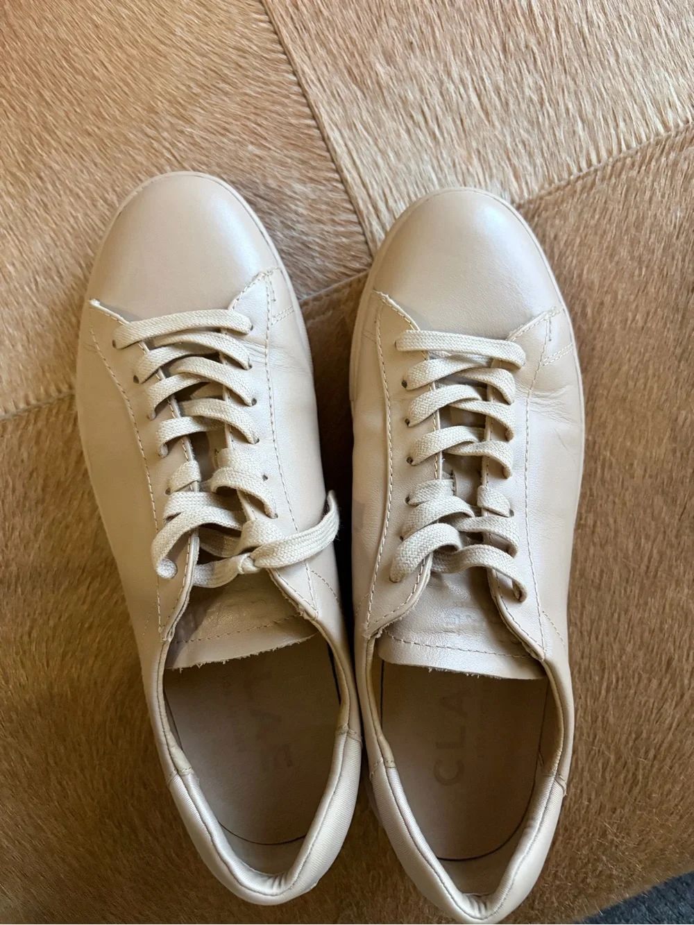Clae Men's Cream Leather Low-Top Sneakers